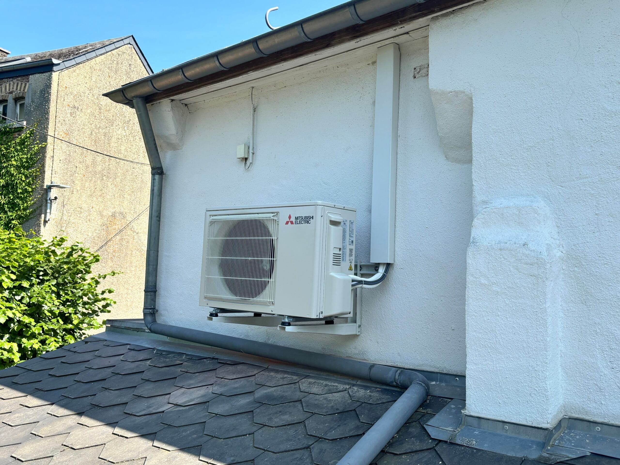 Unité intérieure de climatisation murale installée par Confort Willem